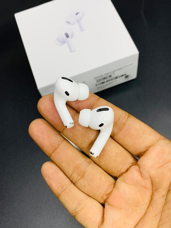 New Apple Airpods Pro 100% Master Copy +cable Charger