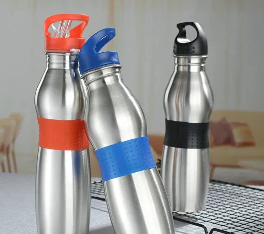 750 Ml Stainless Steel Water Bottle (random Color)