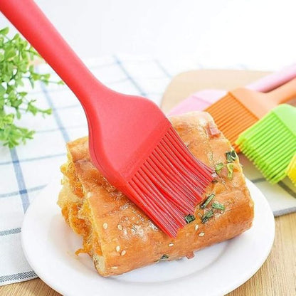 Oil Spreading Brush | Spread Oil, Butter & Sauces For Bbq Grill , Baste , Pastries , Cakes , Meat , Sausages & Desserts (random Color)